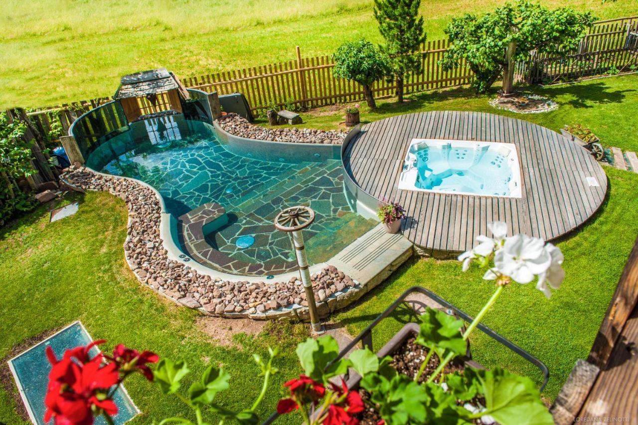 Maso Franceschella Bed and Breakfast Carano  Buitenkant foto