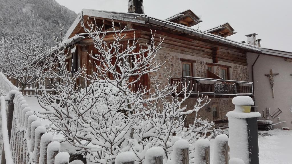 Maso Franceschella Bed and Breakfast Carano  Buitenkant foto