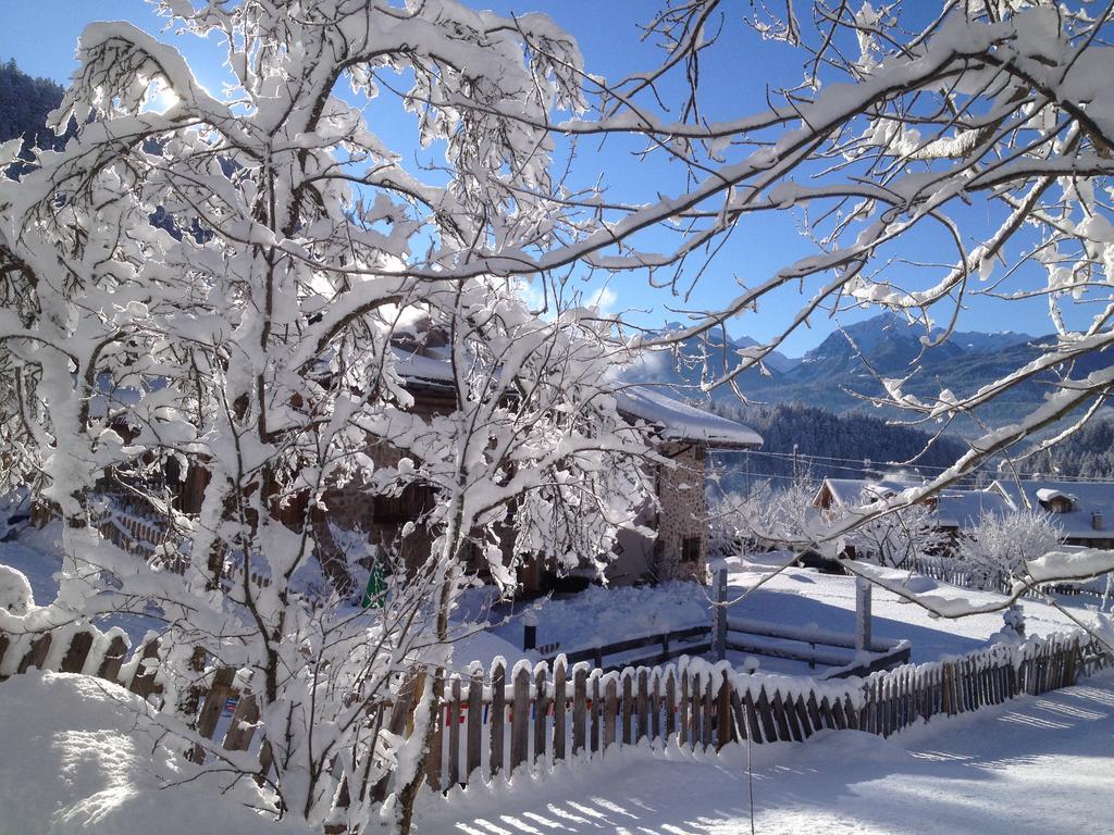 Maso Franceschella Bed and Breakfast Carano  Buitenkant foto