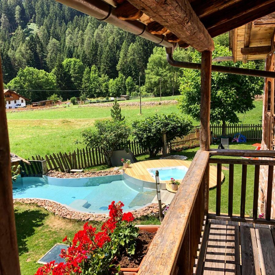 Maso Franceschella Bed and Breakfast Carano  Buitenkant foto